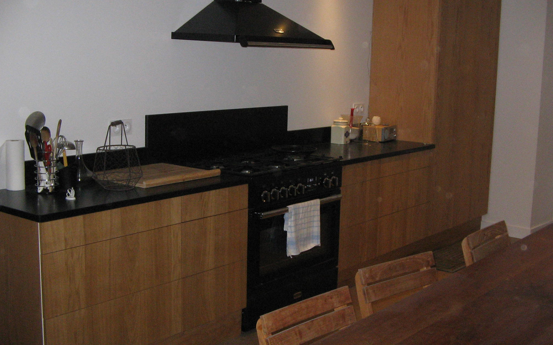 cuisine-bois-fabrication-pose-maison-particuliers-menuiserie-josselin-pleslin-trigavou-dinan-dinard-saint-malo