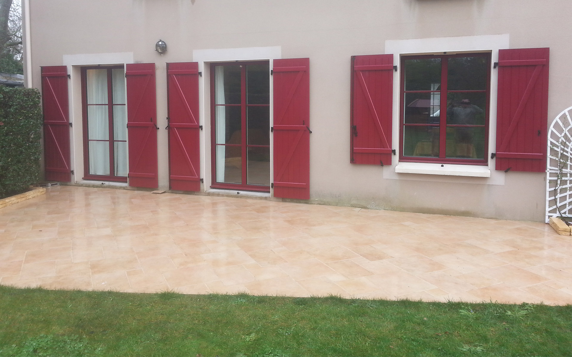 fenetres-volets-battants-aluminium-renovation-pose-maison-particuliers-menuiserie-josselin-pleslin-trigavou-dinan-dinard-saint-malo