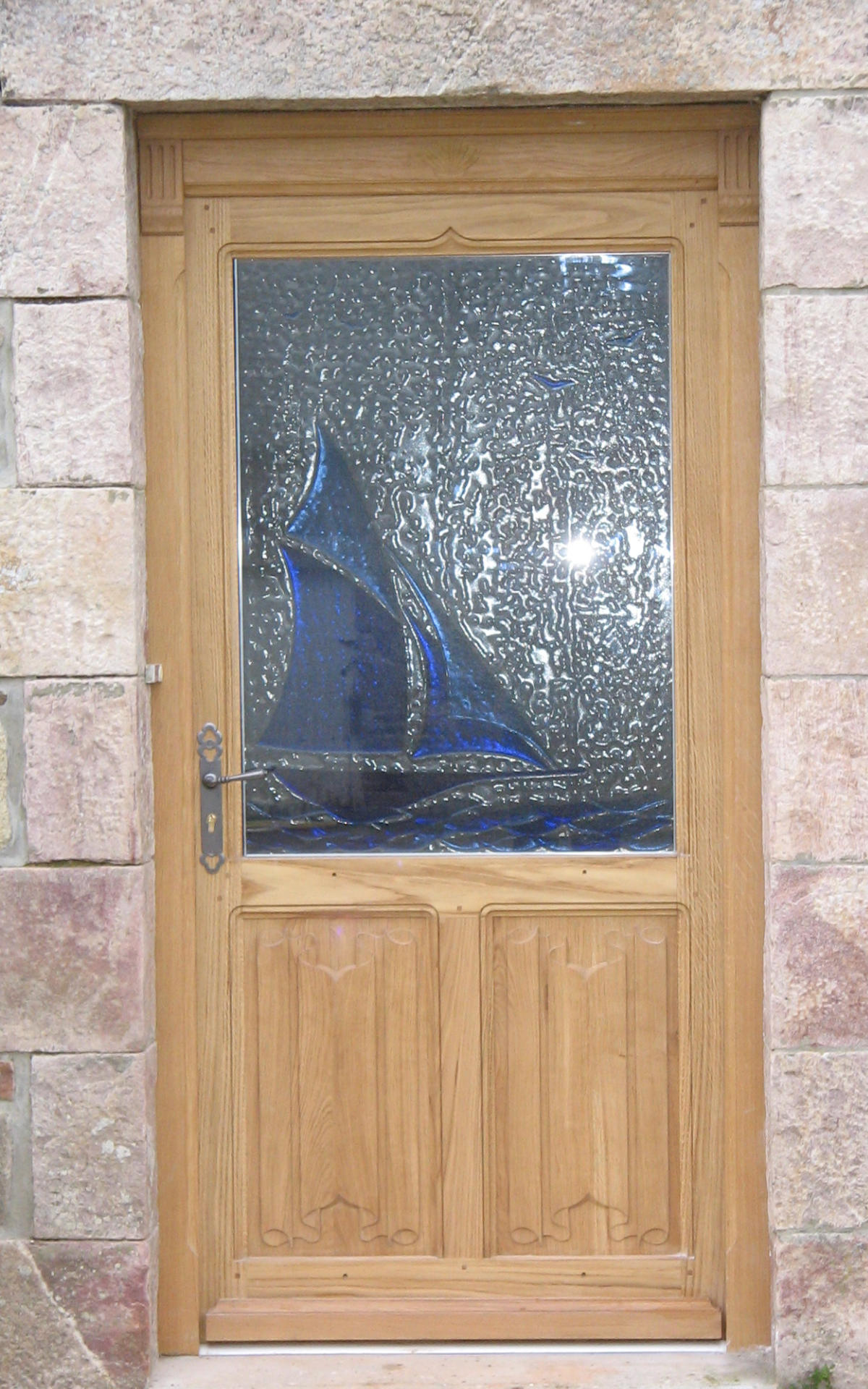 porte-entree-bois-vitrage-renovation-3-menuiserie-josselin-pleslin-trigavou-dinan-dinard-saint-malo